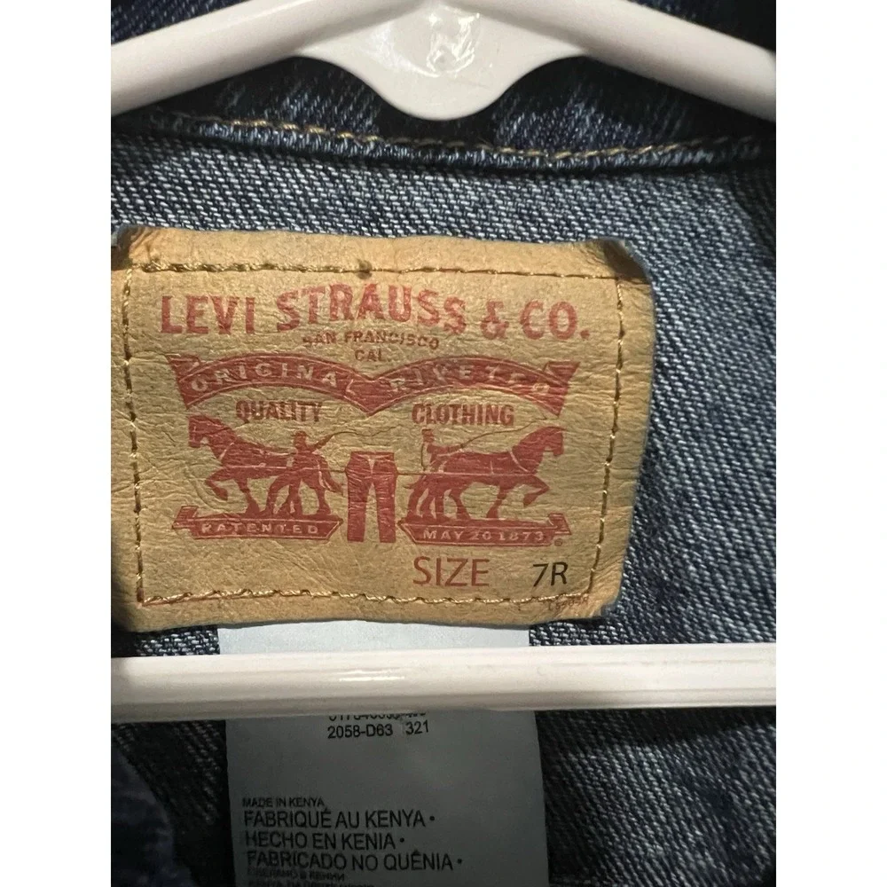Levis practical stay